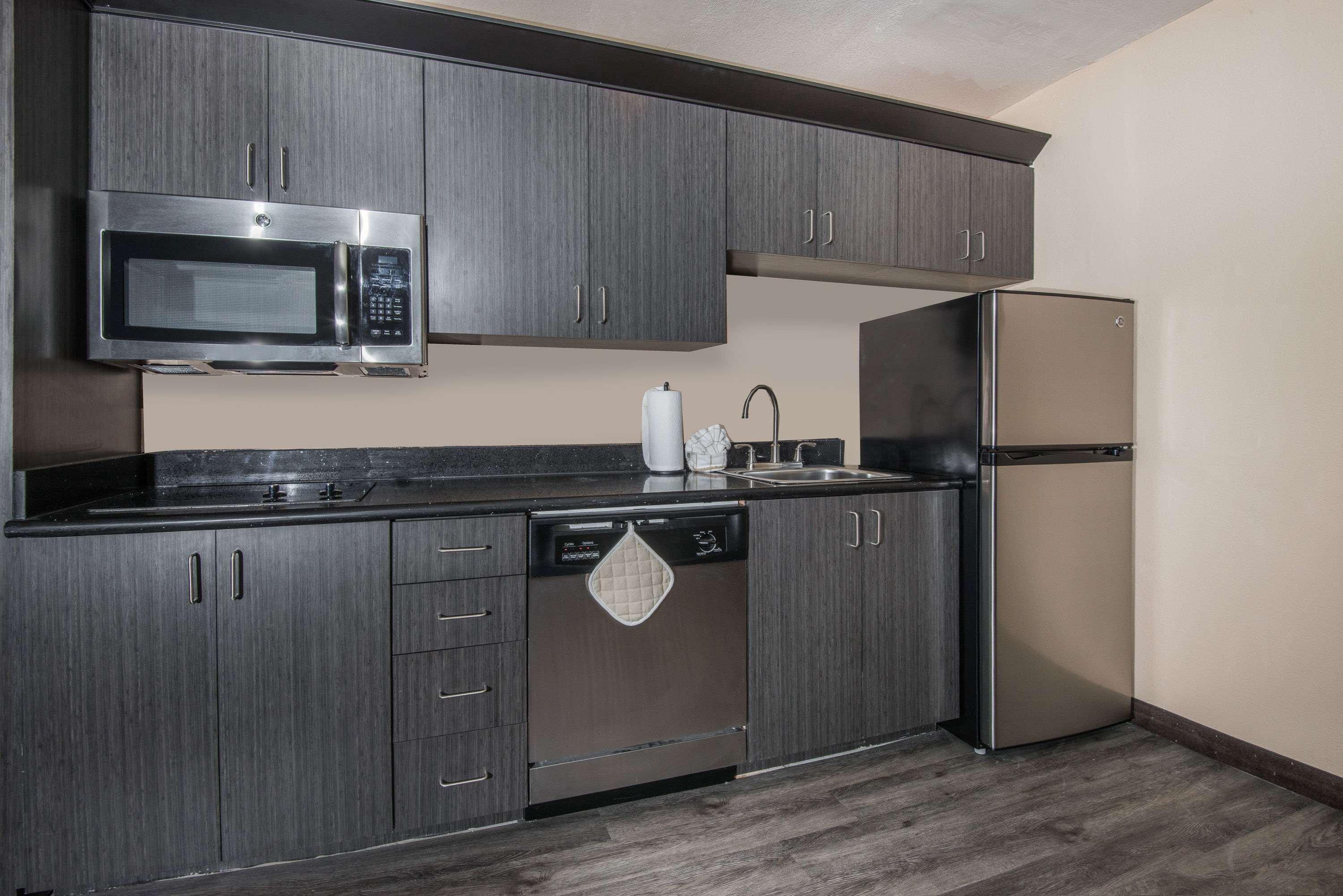 Hawthorn Suites Las Vegas Exterior photo